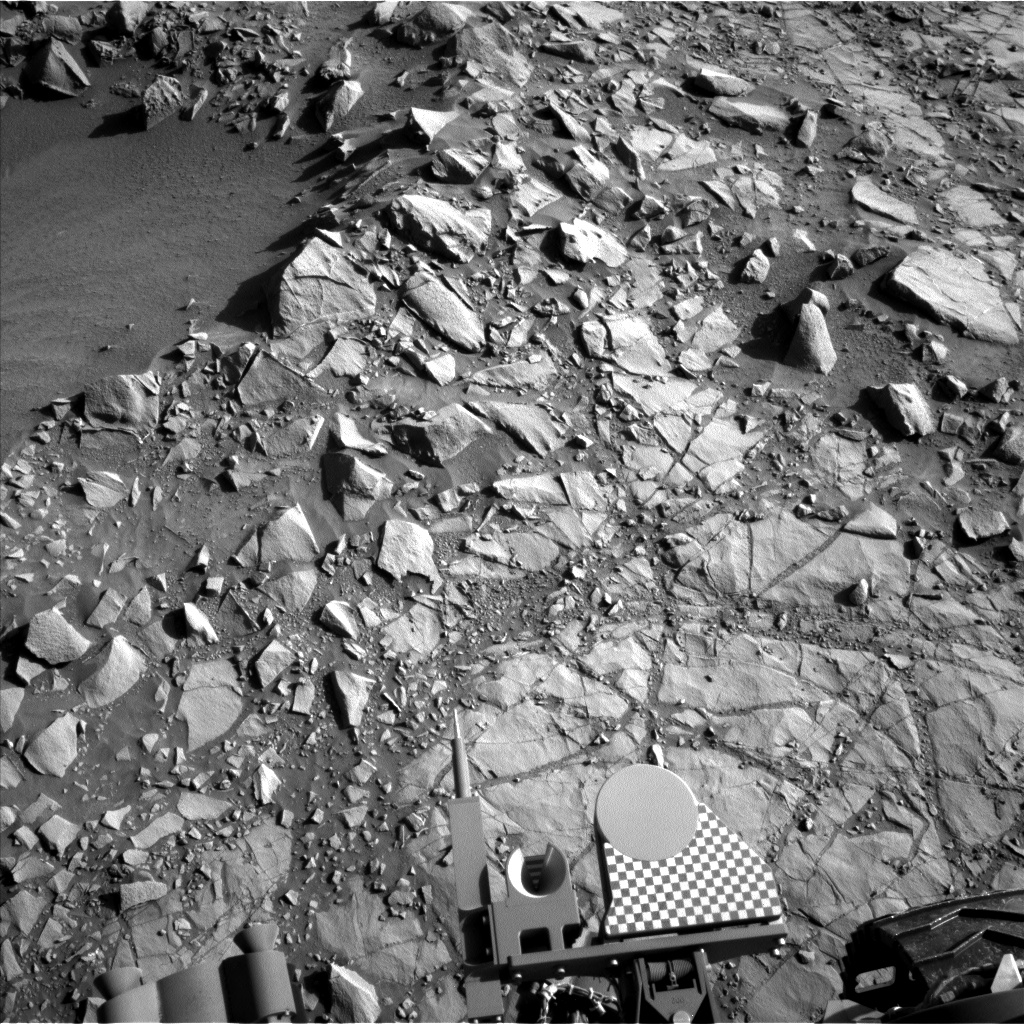 Nasa's Mars rover Curiosity acquired this image using its Left Navigation Camera on Sol 1271, at drive 636, site number 53