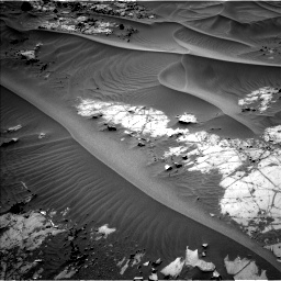 Nasa's Mars rover Curiosity acquired this image using its Left Navigation Camera on Sol 1274, at drive 726, site number 53