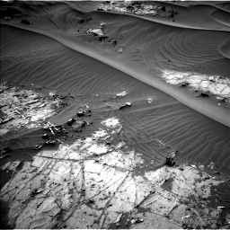 Nasa's Mars rover Curiosity acquired this image using its Left Navigation Camera on Sol 1274, at drive 738, site number 53