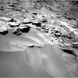 Nasa's Mars rover Curiosity acquired this image using its Right Navigation Camera on Sol 1281, at drive 1206, site number 53
