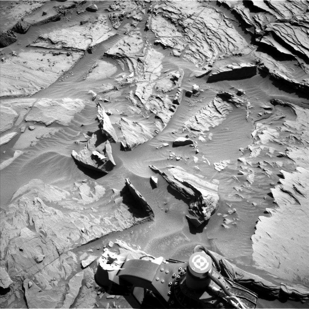 Nasa's Mars rover Curiosity acquired this image using its Left Navigation Camera on Sol 1285, at drive 1994, site number 53