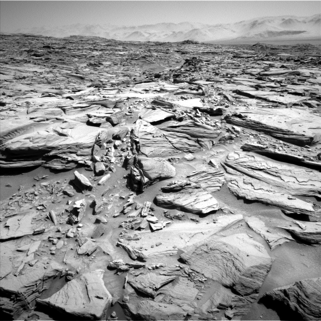 Nasa's Mars rover Curiosity acquired this image using its Left Navigation Camera on Sol 1289, at drive 2138, site number 53