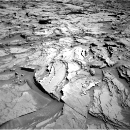 Nasa's Mars rover Curiosity acquired this image using its Right Navigation Camera on Sol 1289, at drive 2048, site number 53