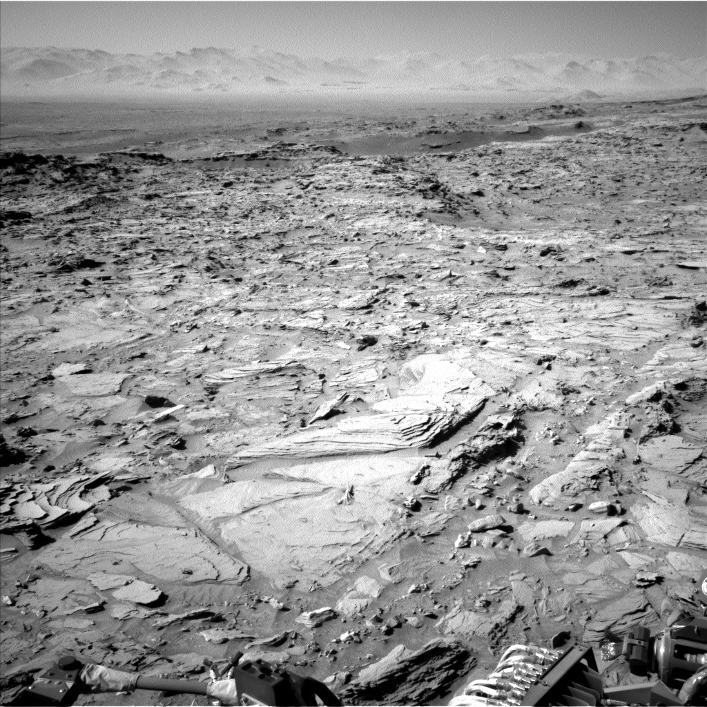 Nasa's Mars rover Curiosity acquired this image using its Left Navigation Camera on Sol 1290, at drive 2298, site number 53