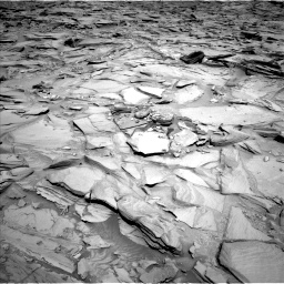 Nasa's Mars rover Curiosity acquired this image using its Left Navigation Camera on Sol 1292, at drive 2322, site number 53