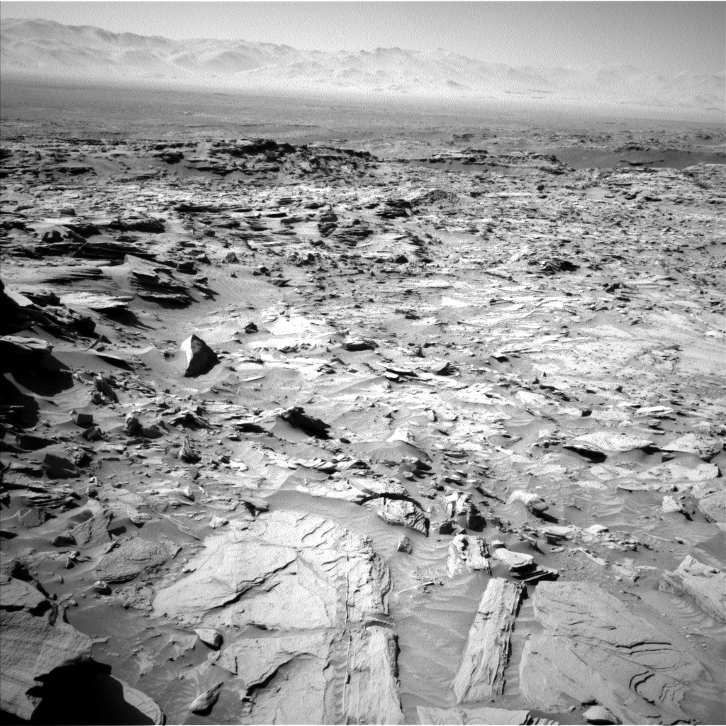 Nasa's Mars rover Curiosity acquired this image using its Left Navigation Camera on Sol 1292, at drive 2406, site number 53