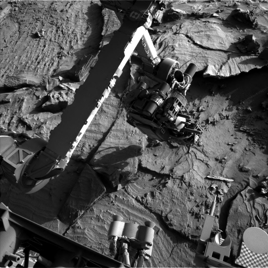 Nasa's Mars rover Curiosity acquired this image using its Left Navigation Camera on Sol 1293, at drive 2406, site number 53