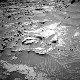 Nasa's Mars rover Curiosity acquired this image using its Left Navigation Camera on Sol 1298, at drive 2698, site number 53