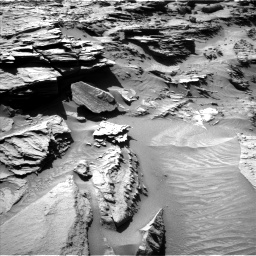 Nasa's Mars rover Curiosity acquired this image using its Left Navigation Camera on Sol 1298, at drive 2950, site number 53