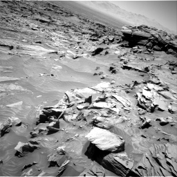 Nasa's Mars rover Curiosity acquired this image using its Right Navigation Camera on Sol 1298, at drive 2662, site number 53