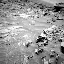 Nasa's Mars rover Curiosity acquired this image using its Right Navigation Camera on Sol 1298, at drive 2674, site number 53