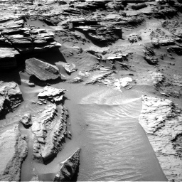 Nasa's Mars rover Curiosity acquired this image using its Right Navigation Camera on Sol 1298, at drive 2950, site number 53