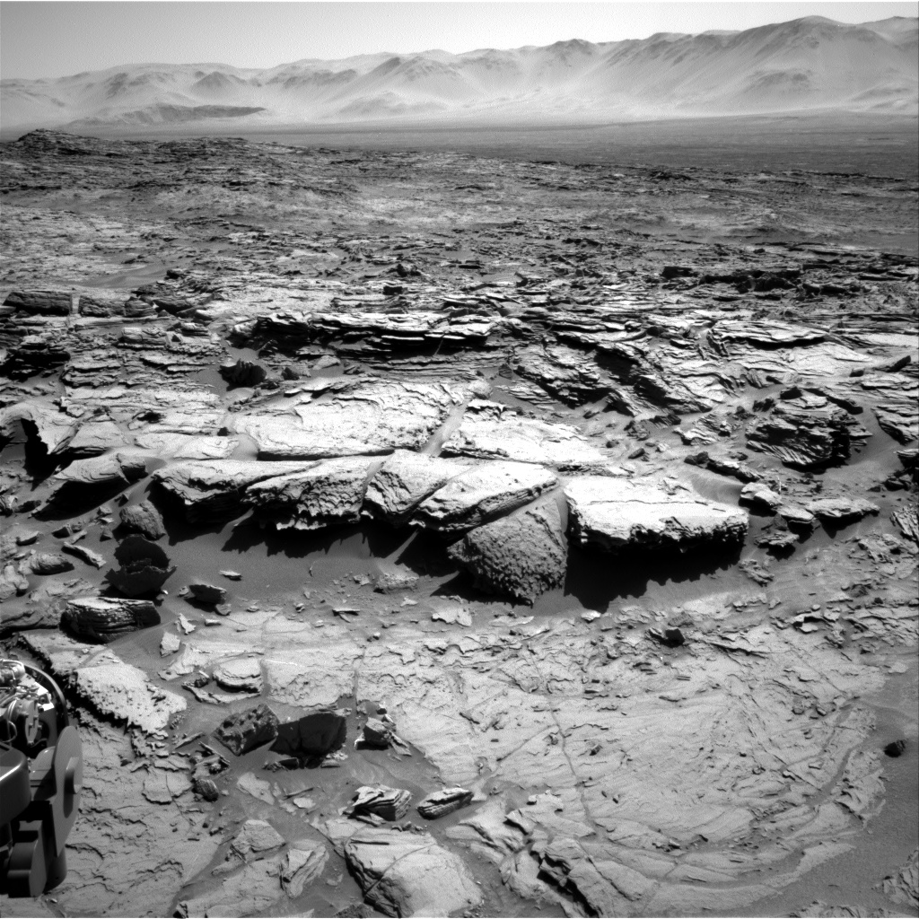 Nasa's Mars rover Curiosity acquired this image using its Right Navigation Camera on Sol 1303, at drive 6, site number 54