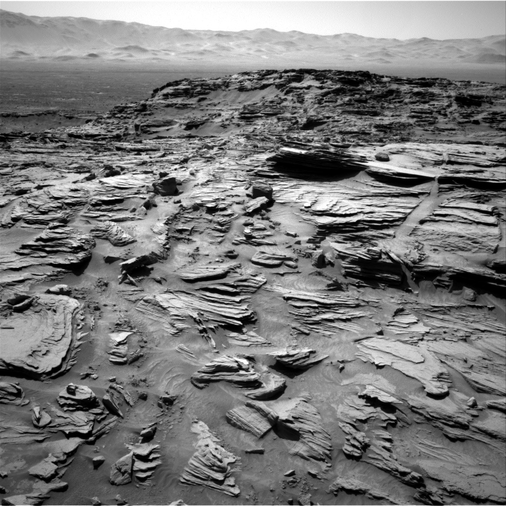 Nasa's Mars rover Curiosity acquired this image using its Right Navigation Camera on Sol 1303, at drive 6, site number 54