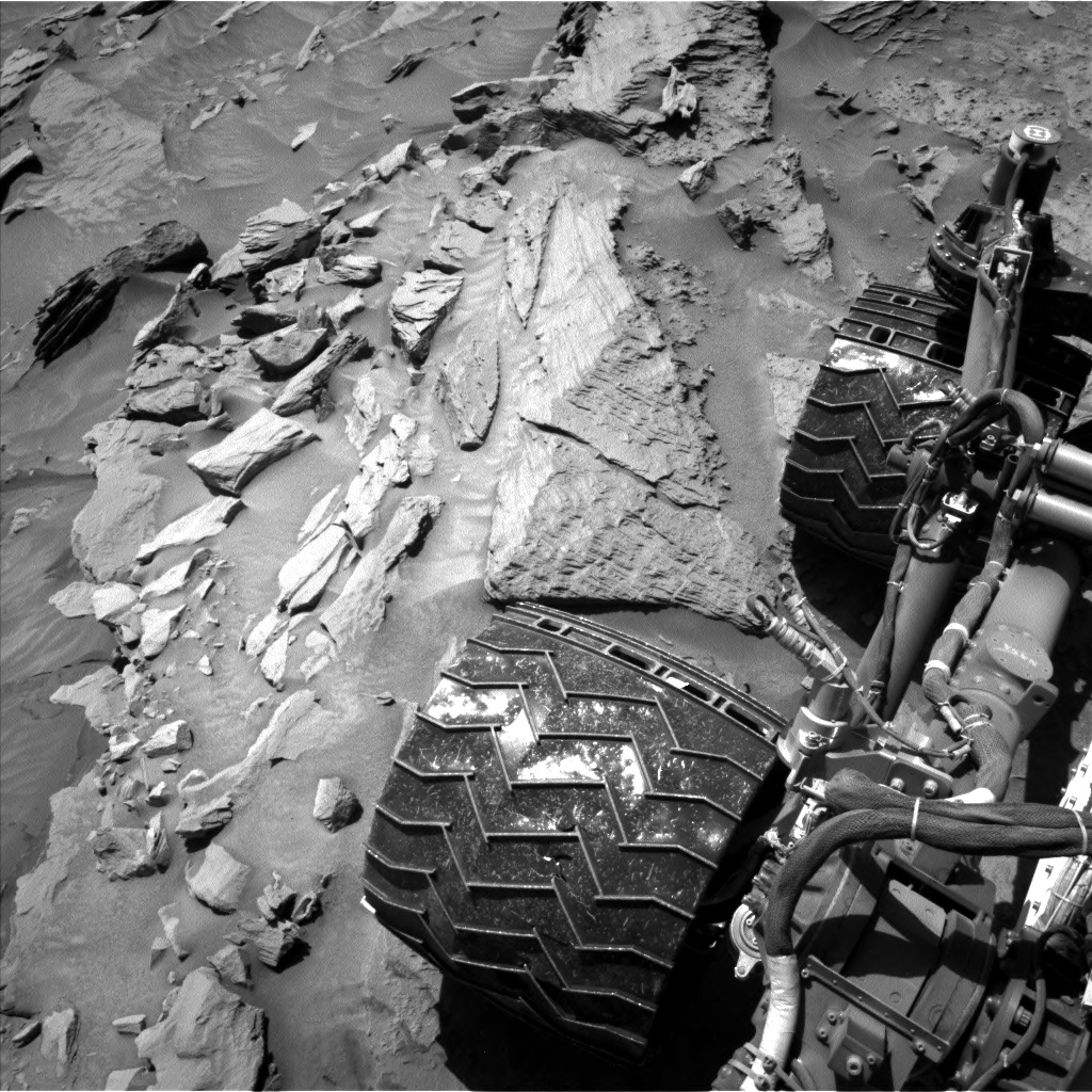 Nasa's Mars rover Curiosity acquired this image using its Left Navigation Camera on Sol 1312, at drive 388, site number 54