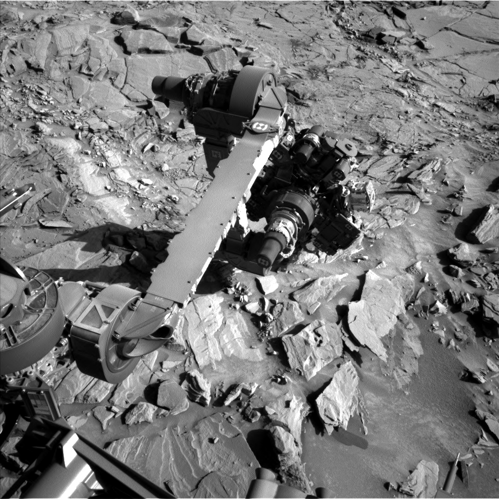 Nasa's Mars rover Curiosity acquired this image using its Left Navigation Camera on Sol 1313, at drive 388, site number 54