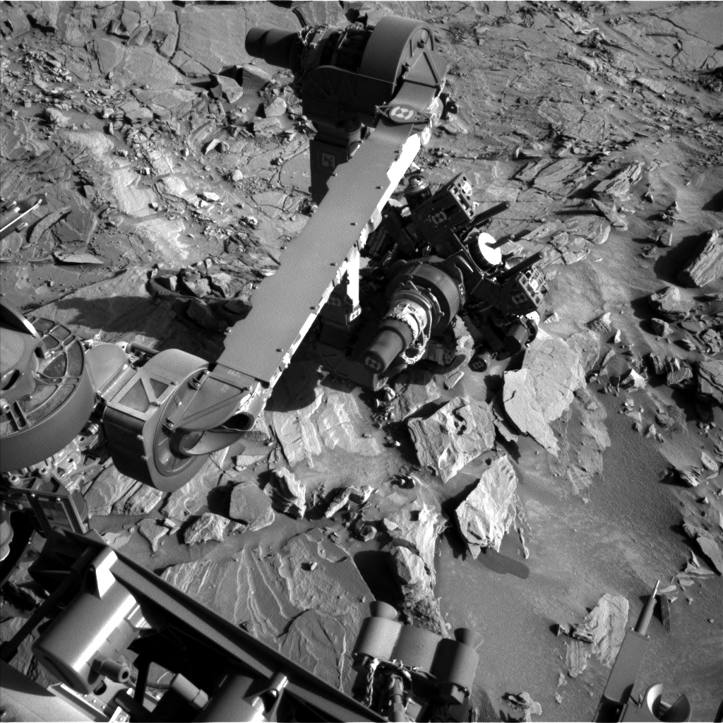 Nasa's Mars rover Curiosity acquired this image using its Left Navigation Camera on Sol 1313, at drive 388, site number 54