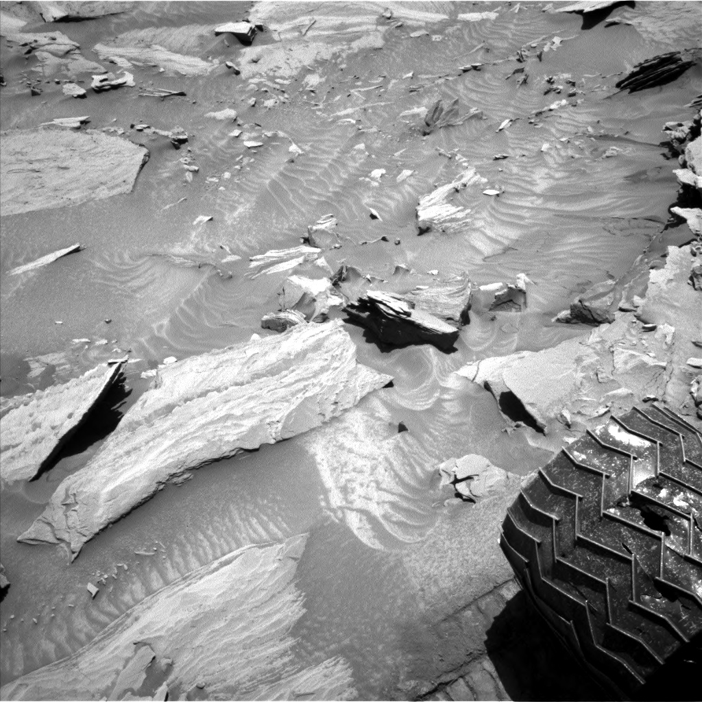 Nasa's Mars rover Curiosity acquired this image using its Left Navigation Camera on Sol 1315, at drive 412, site number 54