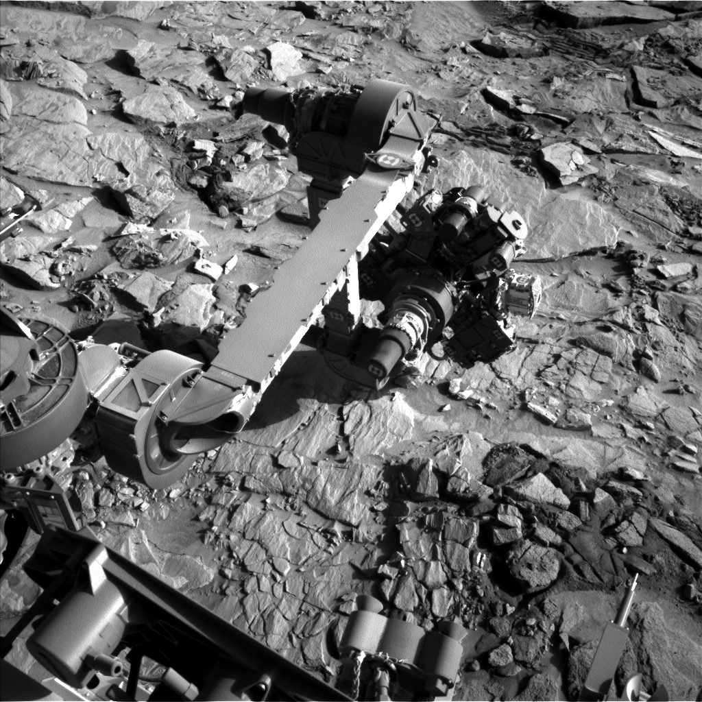 Nasa's Mars rover Curiosity acquired this image using its Left Navigation Camera on Sol 1318, at drive 746, site number 54