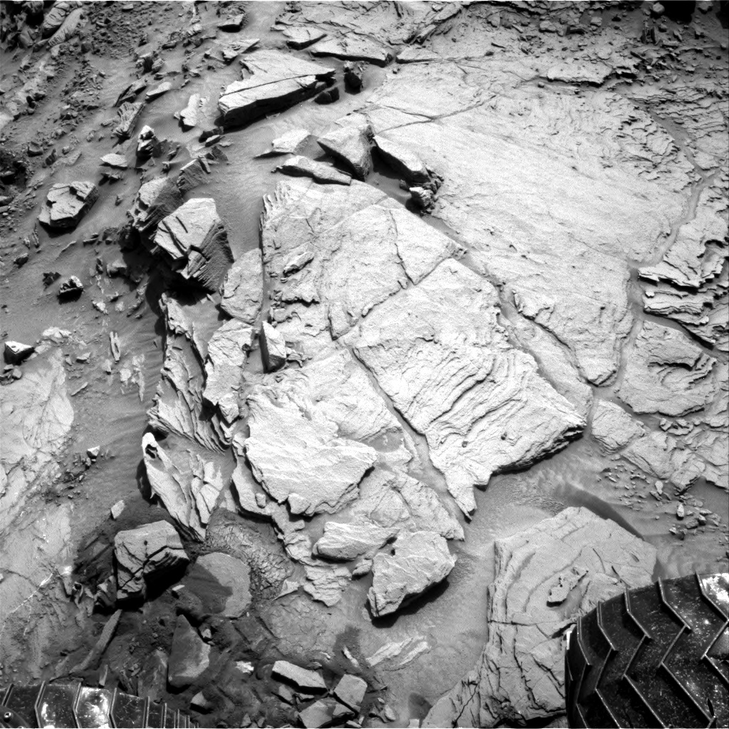 Nasa's Mars rover Curiosity acquired this image using its Right Navigation Camera on Sol 1343, at drive 992, site number 54