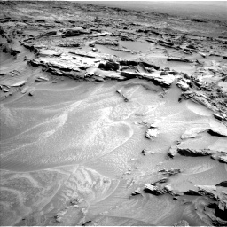 Nasa's Mars rover Curiosity acquired this image using its Left Navigation Camera on Sol 1353, at drive 1778, site number 54