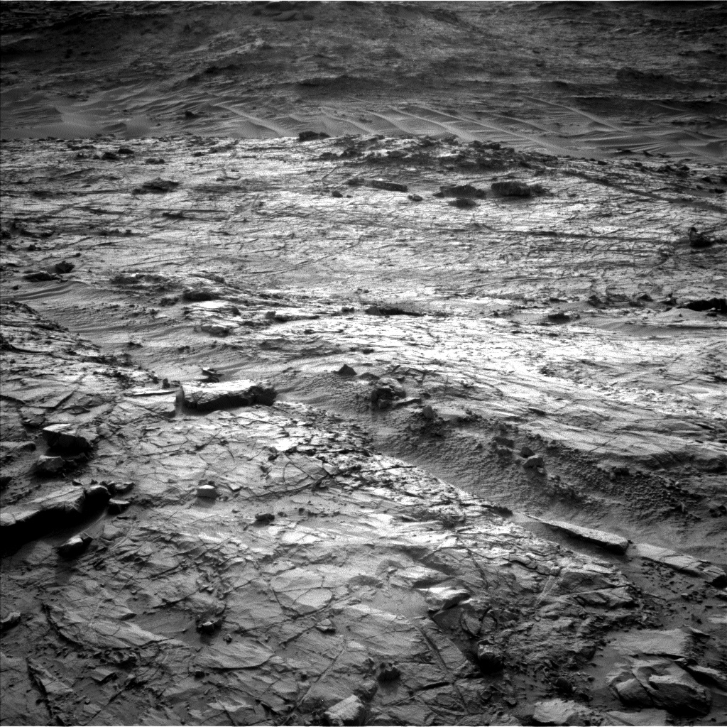 Nasa's Mars rover Curiosity acquired this image using its Left Navigation Camera on Sol 1356, at drive 2202, site number 54