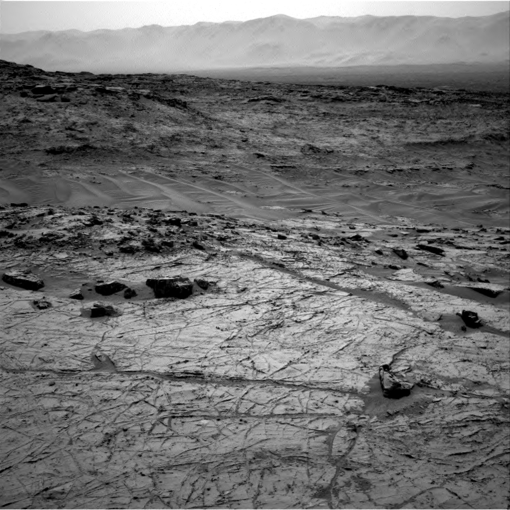 Nasa's Mars rover Curiosity acquired this image using its Right Navigation Camera on Sol 1360, at drive 2280, site number 54