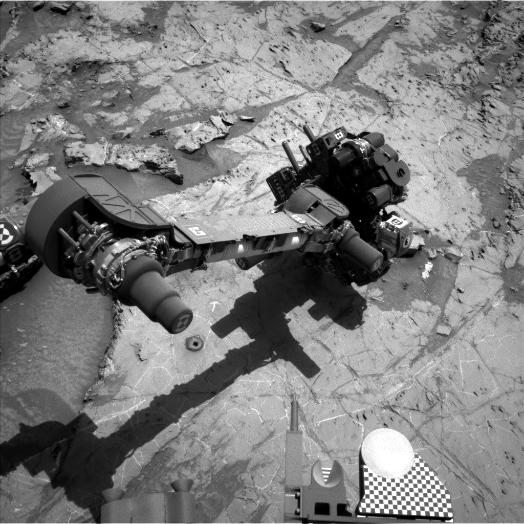 Nasa's Mars rover Curiosity acquired this image using its Left Navigation Camera on Sol 1369, at drive 2280, site number 54