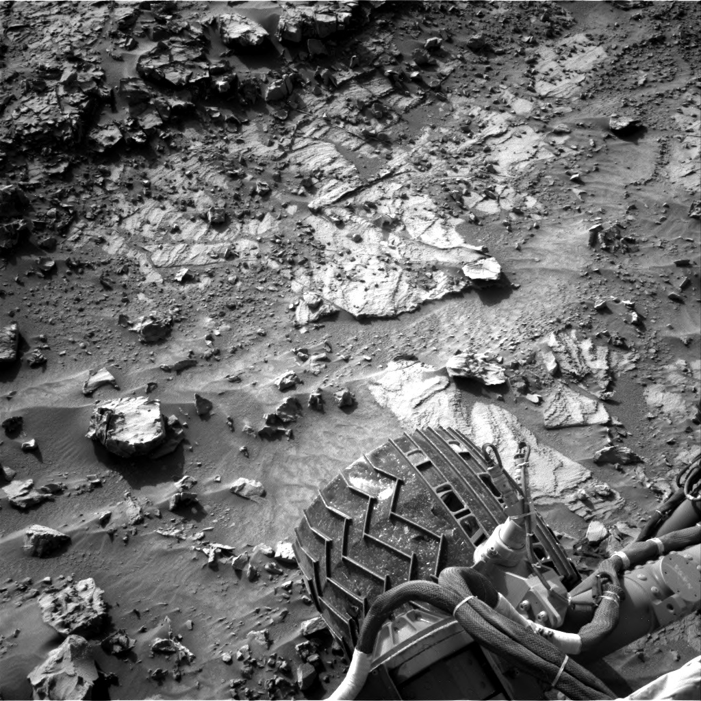 Nasa's Mars rover Curiosity acquired this image using its Right Navigation Camera on Sol 1369, at drive 2508, site number 54