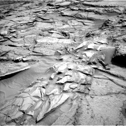 Nasa's Mars rover Curiosity acquired this image using its Left Navigation Camera on Sol 1371, at drive 2748, site number 54