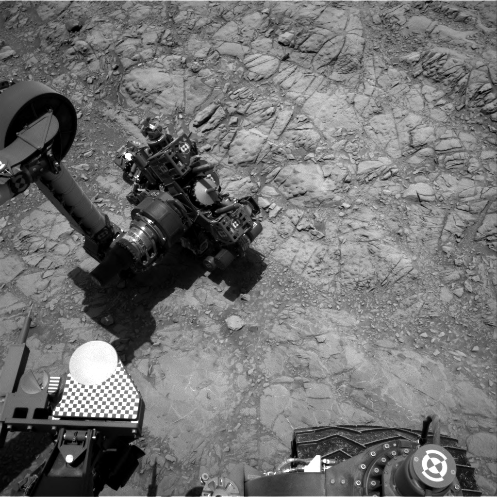 Nasa's Mars rover Curiosity acquired this image using its Right Navigation Camera on Sol 1376, at drive 3036, site number 54