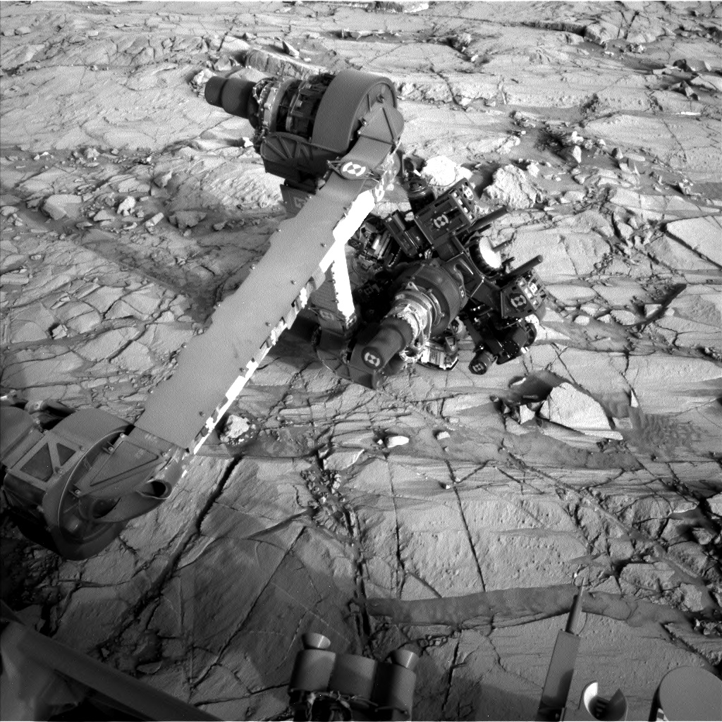 Nasa's Mars rover Curiosity acquired this image using its Left Navigation Camera on Sol 1380, at drive 310, site number 55