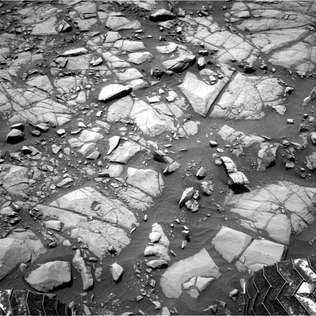Nasa's Mars rover Curiosity acquired this image using its Right Navigation Camera on Sol 1384, at drive 940, site number 55