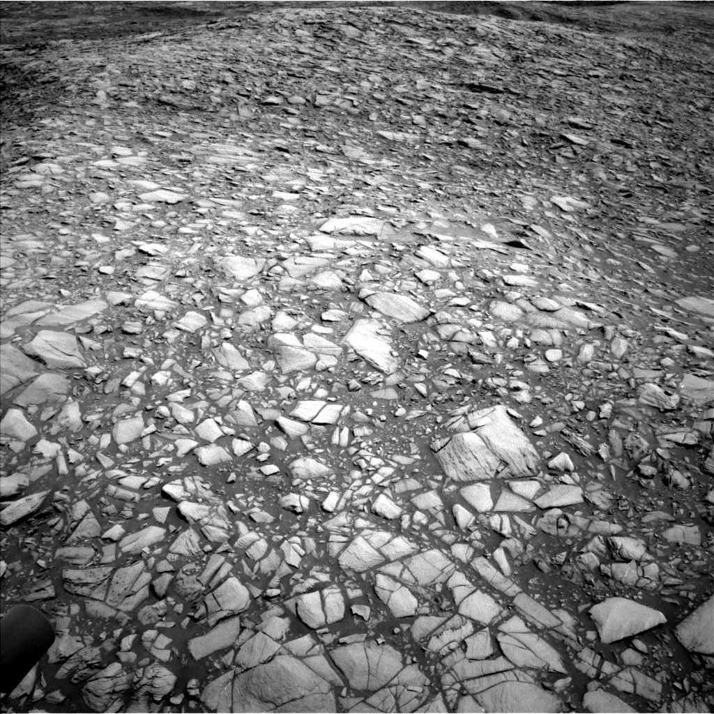 Nasa's Mars rover Curiosity acquired this image using its Left Navigation Camera on Sol 1385, at drive 1276, site number 55