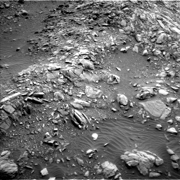 Nasa's Mars rover Curiosity acquired this image using its Left Navigation Camera on Sol 1386, at drive 1324, site number 55