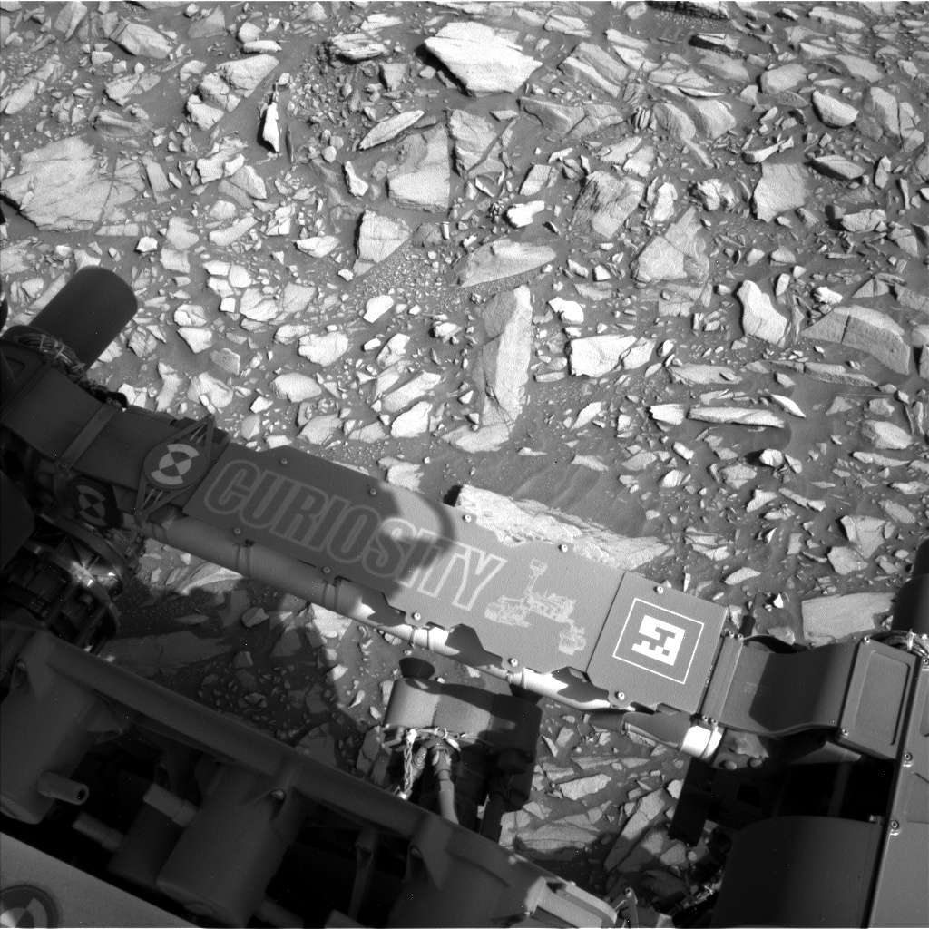 Nasa's Mars rover Curiosity acquired this image using its Left Navigation Camera on Sol 1386, at drive 1336, site number 55