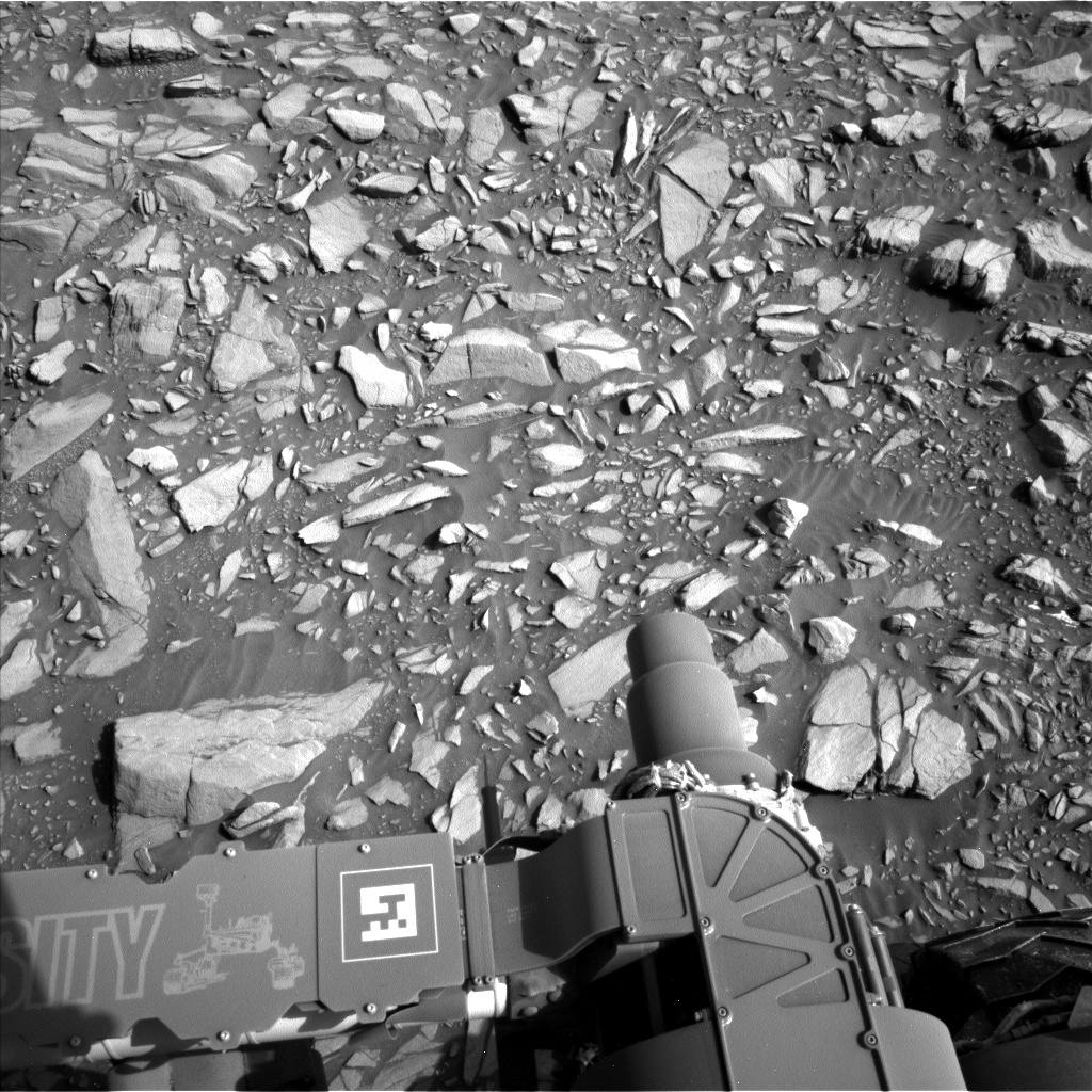 Nasa's Mars rover Curiosity acquired this image using its Left Navigation Camera on Sol 1386, at drive 1336, site number 55