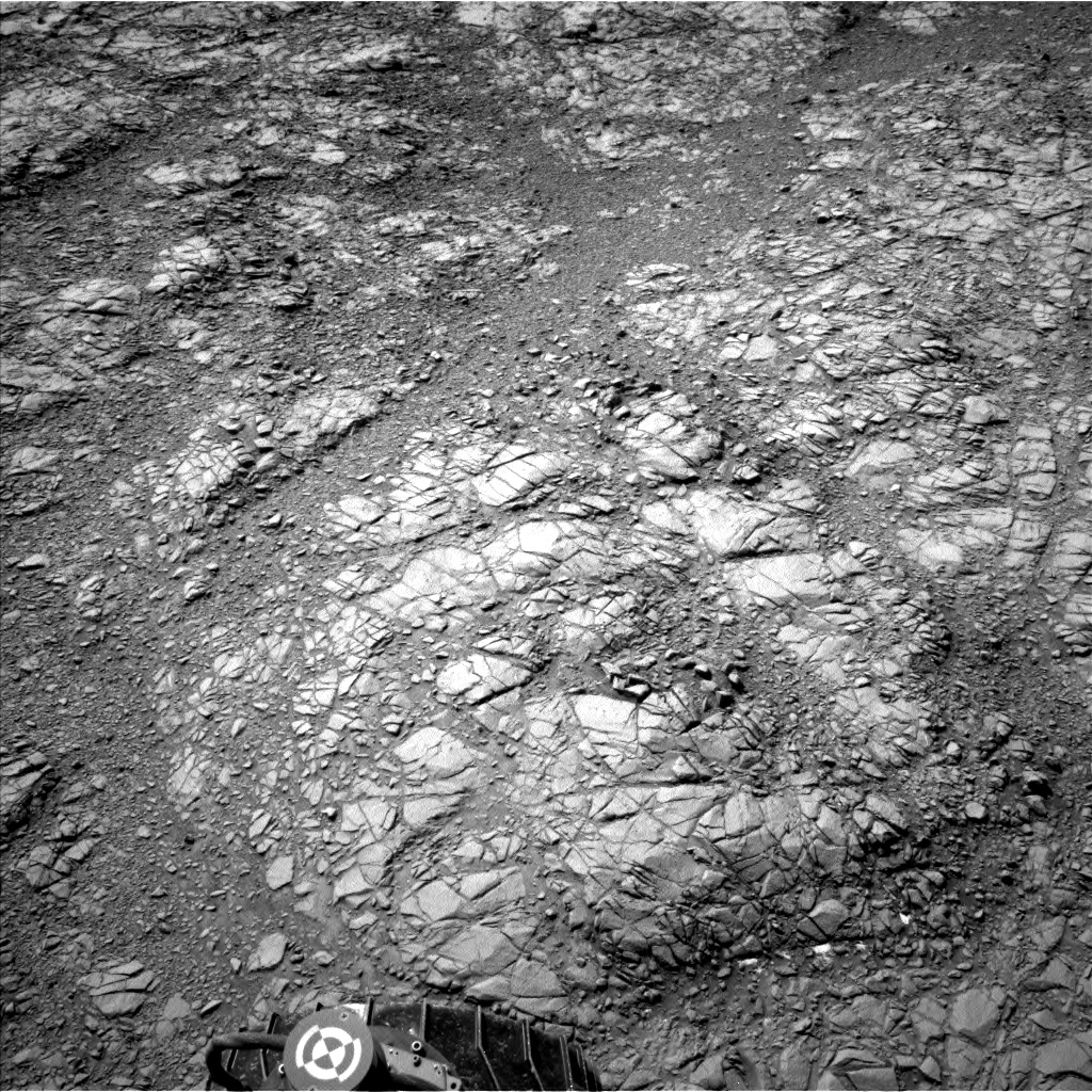 Nasa's Mars rover Curiosity acquired this image using its Left Navigation Camera on Sol 1398, at drive 1864, site number 55