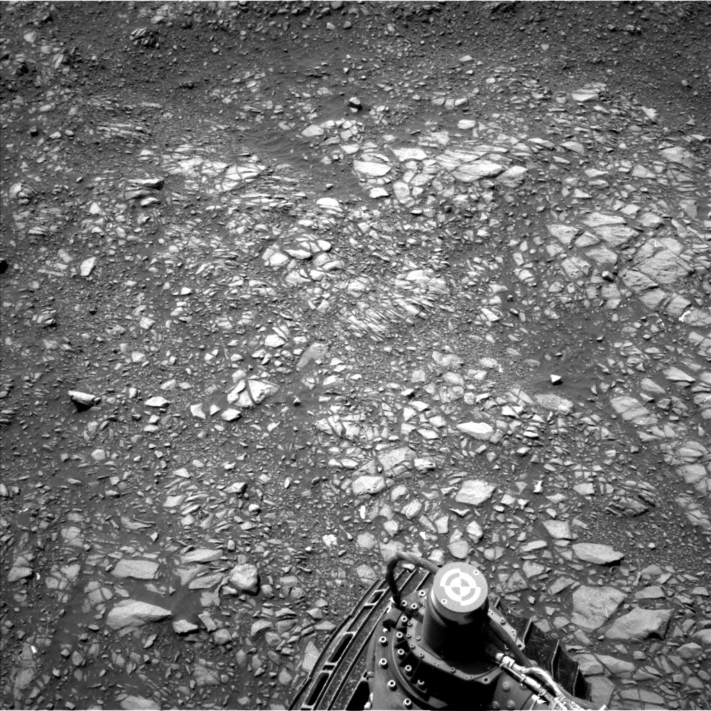 Nasa's Mars rover Curiosity acquired this image using its Left Navigation Camera on Sol 1399, at drive 2098, site number 55
