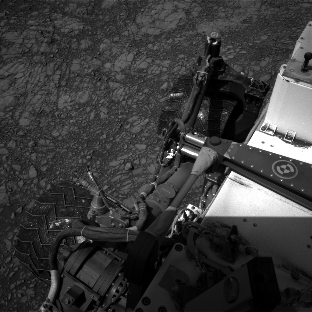 Nasa's Mars rover Curiosity acquired this image using its Right Navigation Camera on Sol 1399, at drive 2098, site number 55