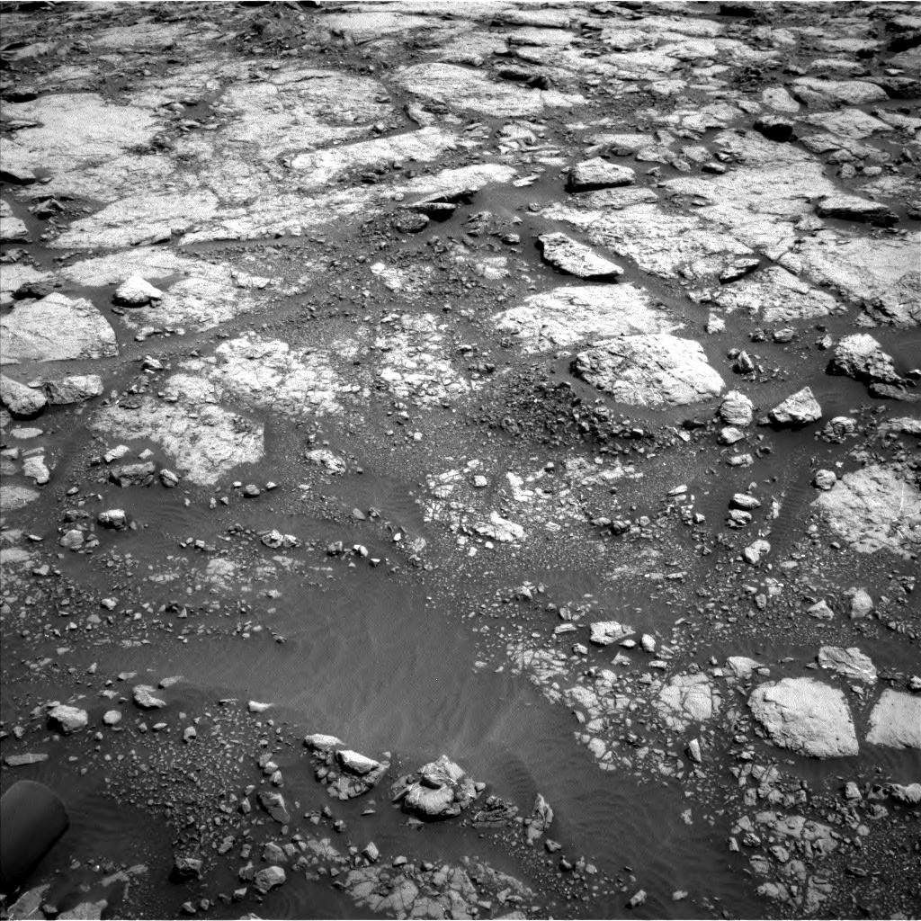 Nasa's Mars rover Curiosity acquired this image using its Left Navigation Camera on Sol 1433, at drive 2590, site number 56