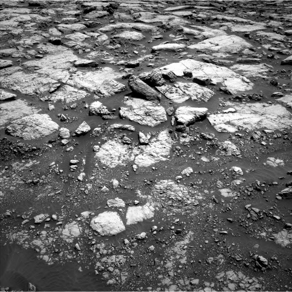 Nasa's Mars rover Curiosity acquired this image using its Left Navigation Camera on Sol 1433, at drive 2590, site number 56