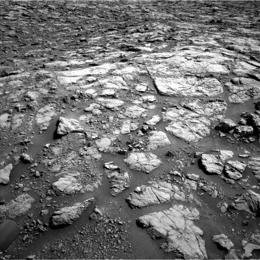 Nasa's Mars rover Curiosity acquired this image using its Left Navigation Camera on Sol 1435, at drive 426, site number 57