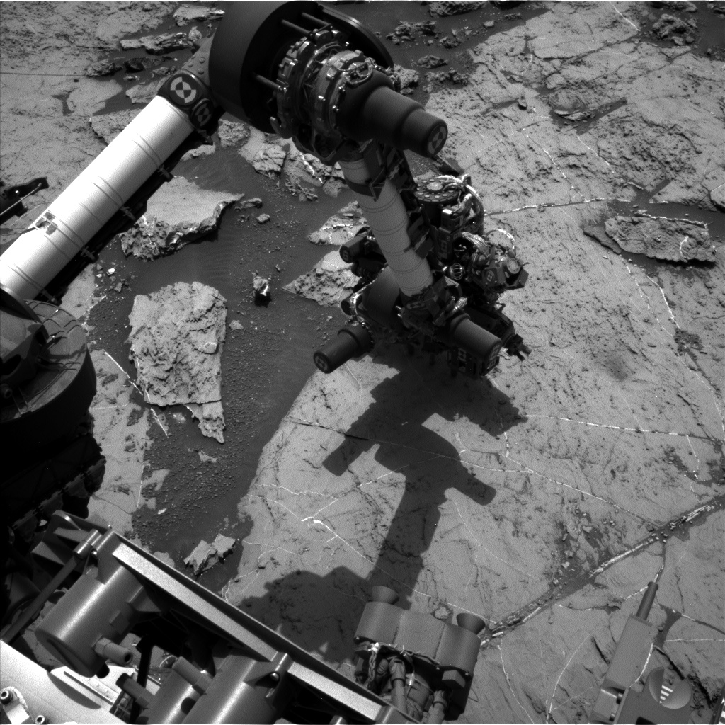 Nasa's Mars rover Curiosity acquired this image using its Left Navigation Camera on Sol 1461, at drive 2798, site number 57