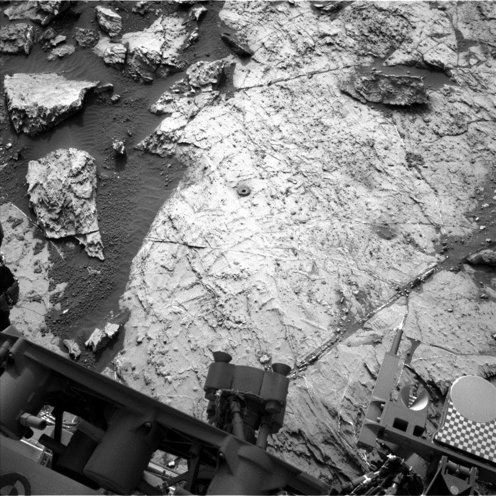 Nasa's Mars rover Curiosity acquired this image using its Left Navigation Camera on Sol 1466, at drive 2798, site number 57