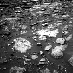 Nasa's Mars rover Curiosity acquired this image using its Left Navigation Camera on Sol 1475, at drive 900, site number 58