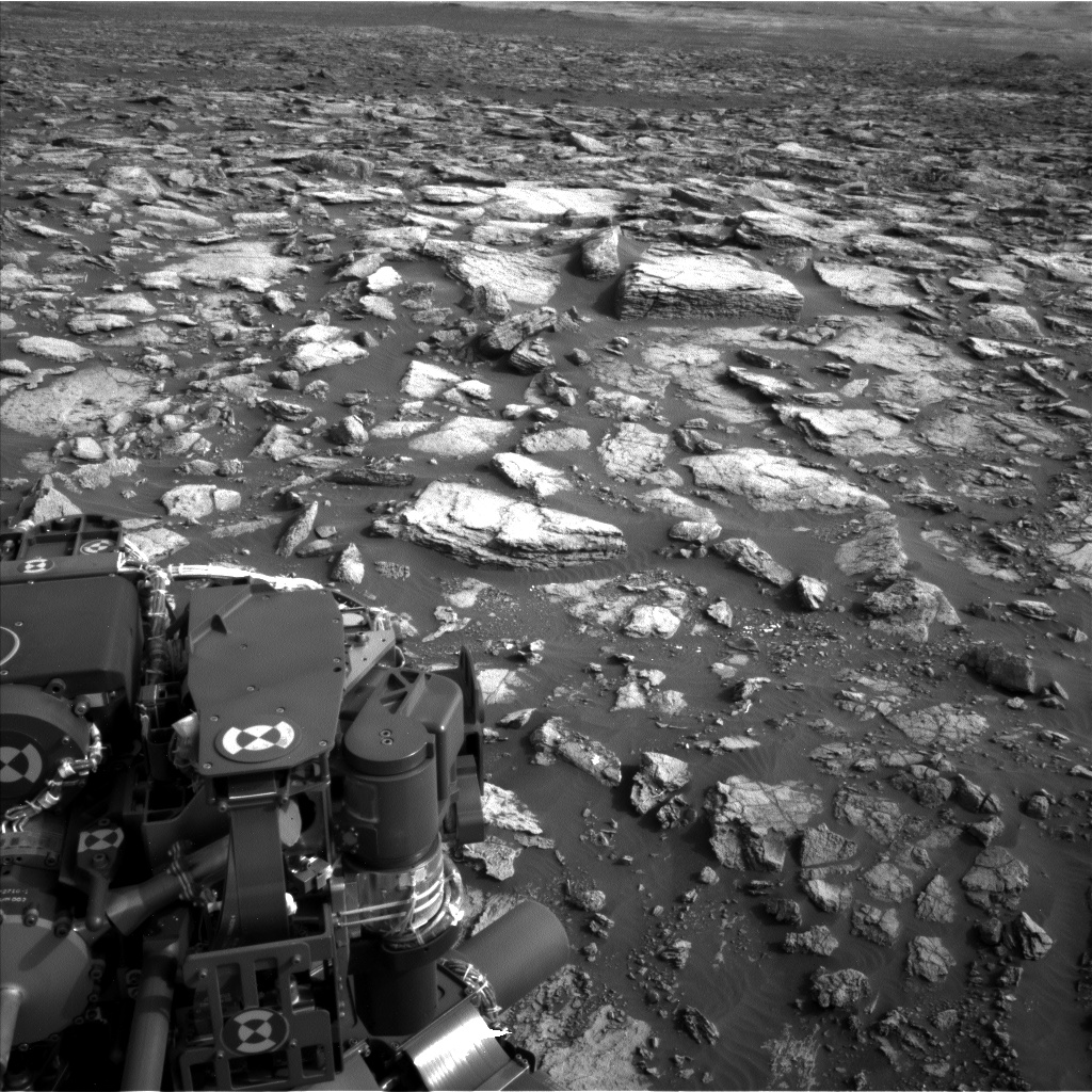 Nasa's Mars rover Curiosity acquired this image using its Left Navigation Camera on Sol 1475, at drive 912, site number 58