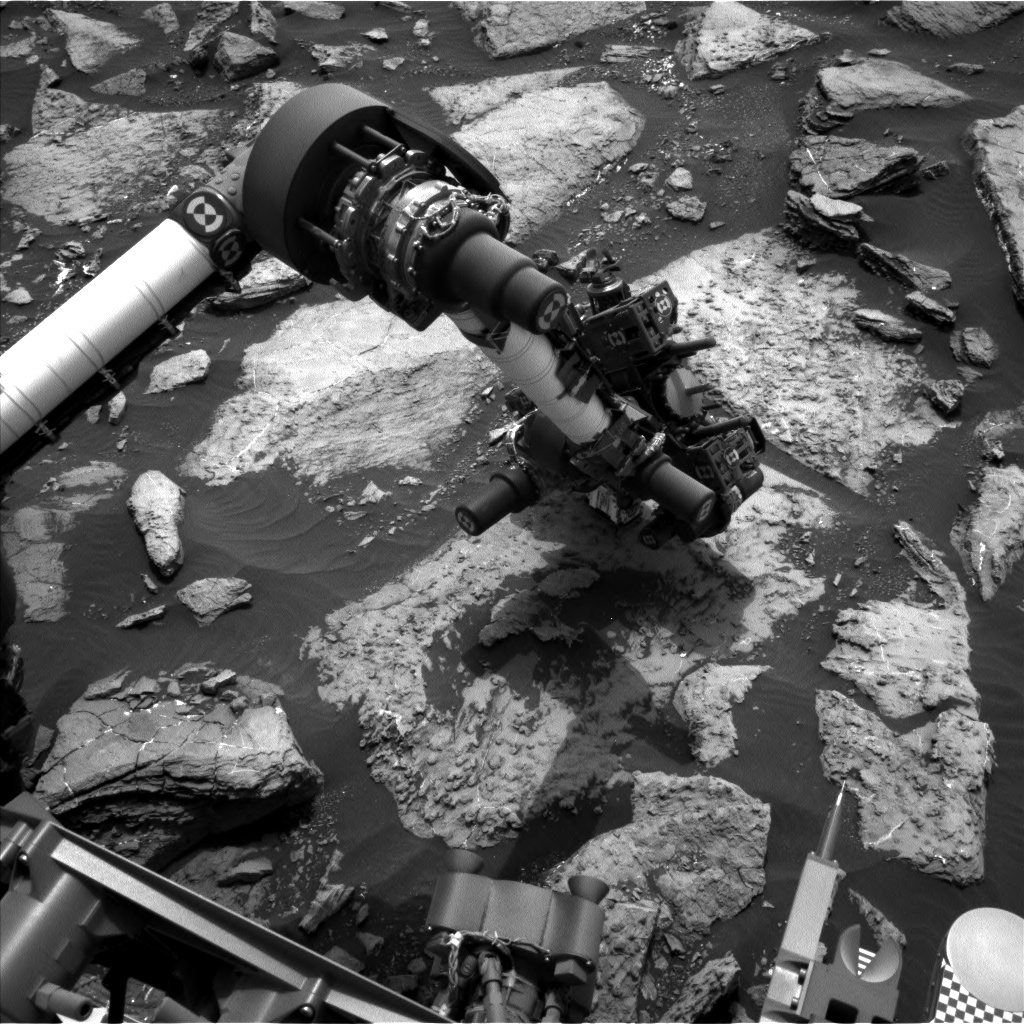 Nasa's Mars rover Curiosity acquired this image using its Left Navigation Camera on Sol 1480, at drive 1002, site number 58