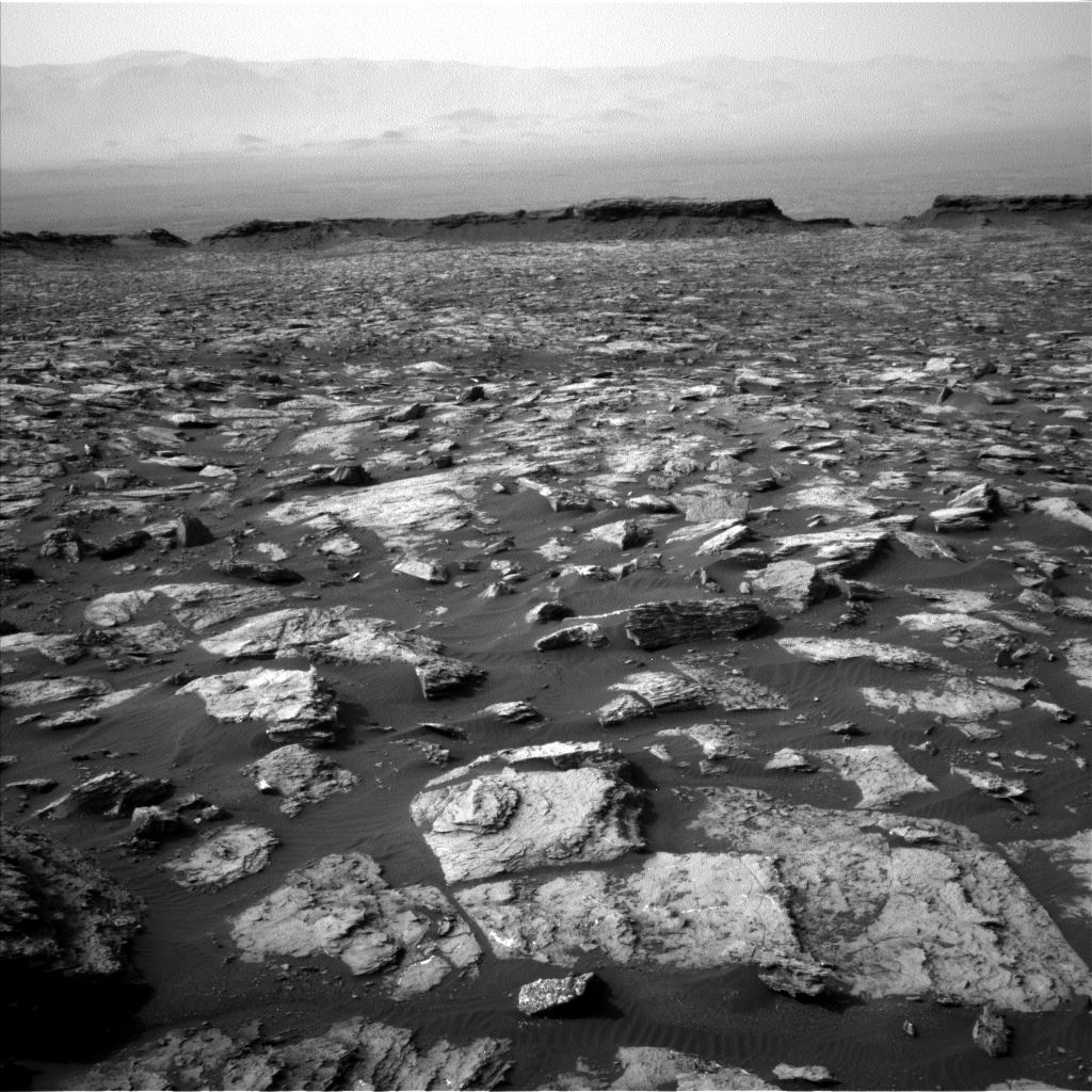 Nasa's Mars rover Curiosity acquired this image using its Left Navigation Camera on Sol 1487, at drive 1986, site number 58
