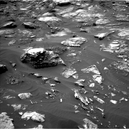 Nasa's Mars rover Curiosity acquired this image using its Left Navigation Camera on Sol 1501, at drive 2562, site number 58